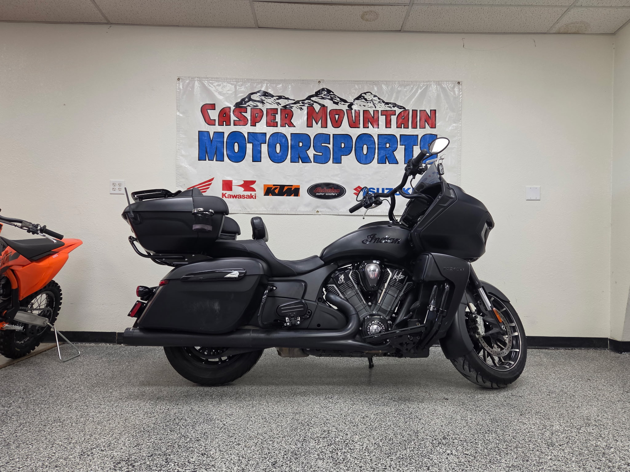 2023 Indian PURSUIT DARK HORSE PREM, 49ST MOTORCYCLE