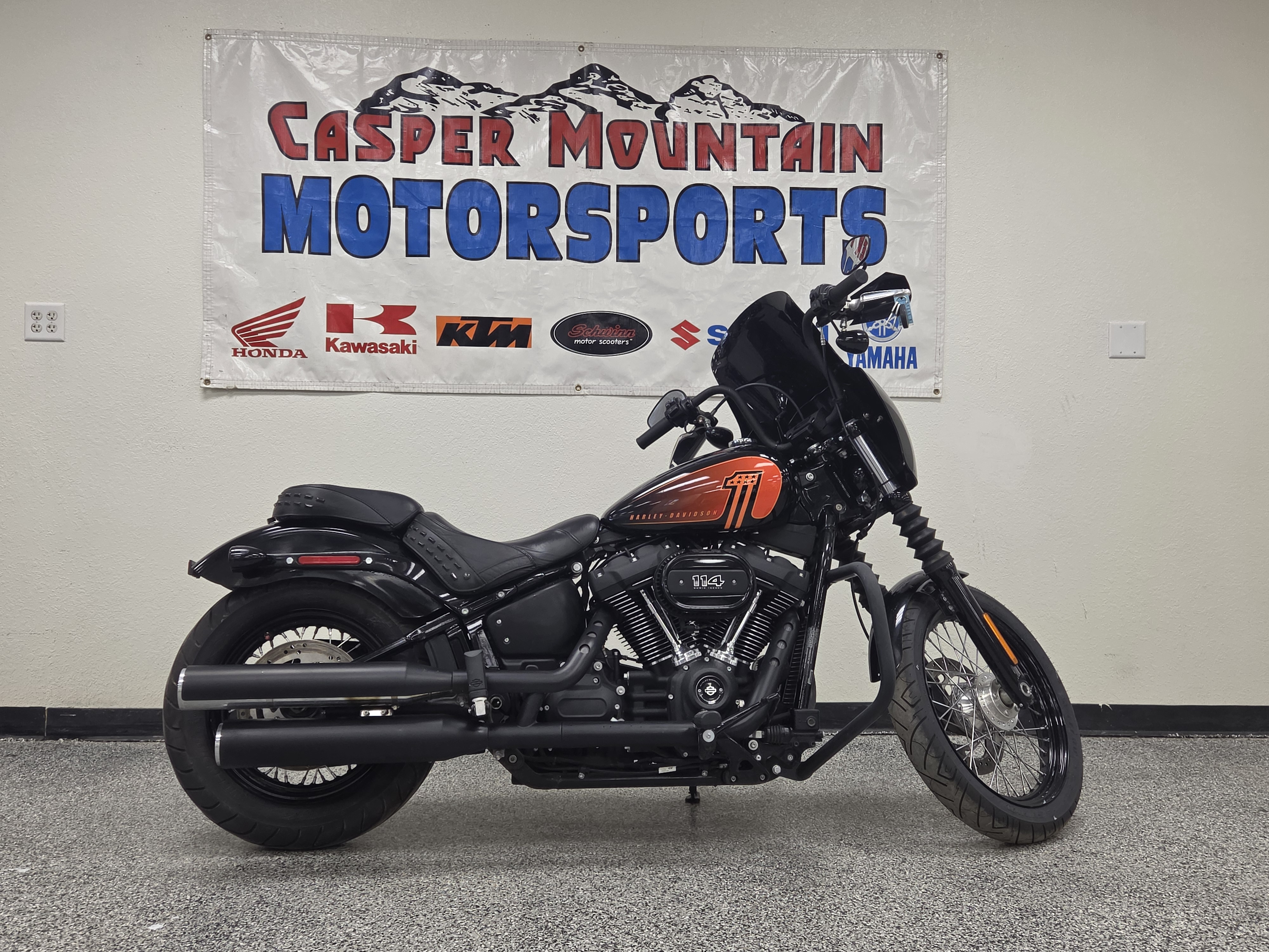 2021 Harley-Davidson SOFTAIL STREET BOB 114 MOTORCYCLE